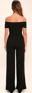OFF-THE-SHOULDER JUMPSUIT

LULUS